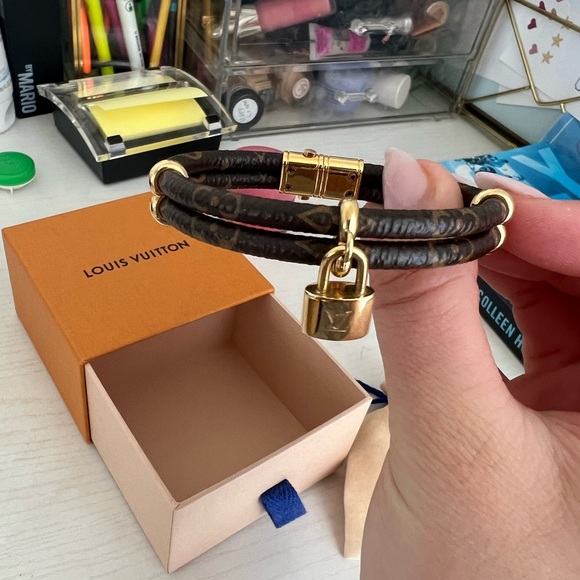 AUTHENTIC Louis Vuitton Keep It Twice bracelet - Picture 6 of 7